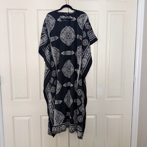 Goood Times Kaftan Dress One Size Black White Geometric V Neck Kimono Boho